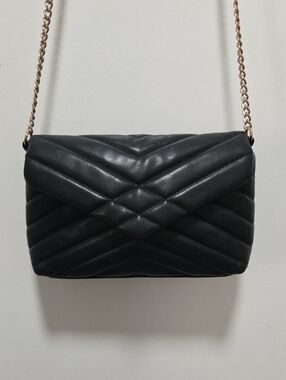 H&M Black Quilted Crossbody Bag with Gold Chain